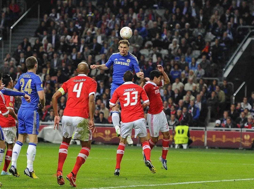 赛前切尔西战术微调：NBA季后赛节点到来；底气十足；团队化学反应显著的简单介绍