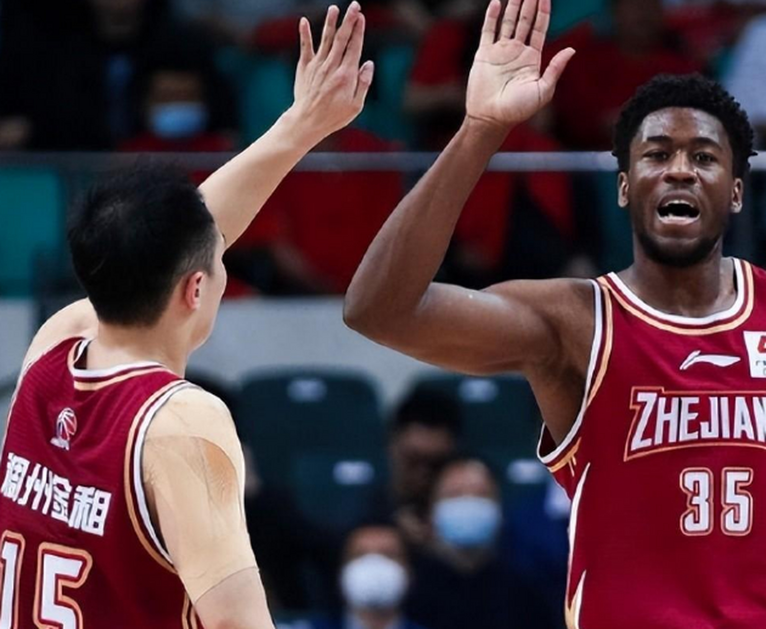 包含浙江稠州发布备战花絮,集结日队长鼓劲,CBA季后赛任务艰巨,阵容厚度经受考验的词条 包含浙江稠州发布备战花絮,集结日队长鼓劲,CBA季后赛任务艰巨,阵容厚度经受考验的词条